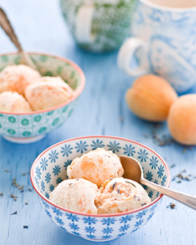 peach scoop